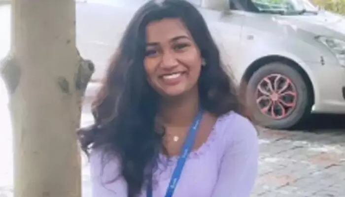 കോതമംഗലത്ത് ബിബിഎ വിദ്യാര്ഥിനി കോളജ് ഹോസ്റ്റലില് മരിച്ച നിലയില് കോതമംഗലത്ത് ബിബിഎ വിദ്യാര്ഥിനി കോളജ് ഹോസ്റ്റലില് മരിച്ച നിലയില്