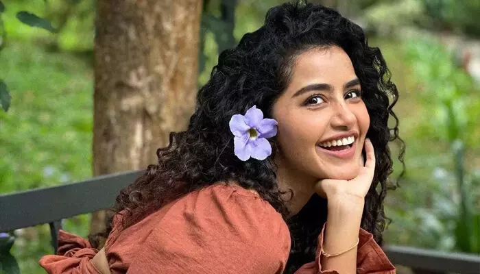 മോർഫ് ചെയ്ത ചിത്രങ്ങൾ ഉപയോഗിച്ചു, കുടുംബത്തെക്കുറിച്ചും വ്യാജമായ കാര്യങ്ങൾ പറഞ്ഞു; ഇൻസ്റ്റഗ്രാം പേജിലൂടെ വിദ്വേഷം പ്രചരിപ്പിച്ചത് 20കാരി; വെളിപ്പെടുത്തലുമായി അനുപമ പരമേശ്വരൻ മോർഫ് ചെയ്ത ചിത്രങ്ങൾ ഉപയോഗിച്ചു, കുടുംബത്തെക്കുറിച്ചും വ്യാജമായ കാര്യങ്ങൾ പറഞ്ഞു; ഇൻസ്റ്റഗ്രാം പേജിലൂടെ വിദ്വേഷം പ്രചരിപ്പിച്ചത് 20കാരി; വെളിപ്പെടുത്തലുമായി അനുപമ പരമേശ്വരൻ