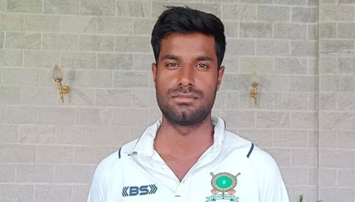 ഒരോവറിൽ ആറ് സിക്സർ, തുടർച്ചയായി എട്ടു സിക്സുകൾ; 11 പന്തിൽ അർധസെഞ്ചുറിയുമായി ആകാശ് കുമാർ ചൗധരി; റെക്കോർഡ് നേട്ടത്തിൽ മറികടന്നത് ഇതിഹാസ താരങ്ങളെ ഒരോവറിൽ ആറ് സിക്സർ, തുടർച്ചയായി എട്ടു സിക്സുകൾ; 11 പന്തിൽ അർധസെഞ്ചുറിയുമായി ആകാശ് കുമാർ ചൗധരി; റെക്കോർഡ് നേട്ടത്തിൽ മറികടന്നത് ഇതിഹാസ താരങ്ങളെ