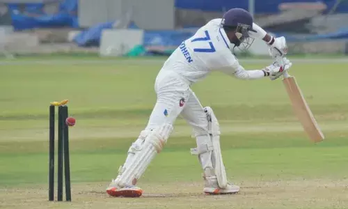 അര്‍ധ സെഞ്ചുറിയുമായി രോഹന്‍ കുന്നുമ്മലും ബാബ അപരാജിത്തും; നാല് വിക്കറ്റുമായി ജയദേവ് ഉനദ്കട്ട്;  കേരളം 233 റണ്‍സിന് പുറത്ത്; ആതിഥേയര്‍ക്ക് 73 റണ്‍സ് ലീഡ്