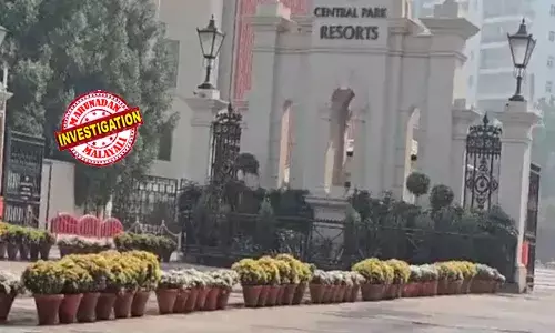 ഒരുമിച്ച് ഭക്ഷണം കഴിക്കാമെന്ന് പറഞ്ഞ് ഫ്‌ലാറ്റിലേക്ക് വിളിച്ചുവരുത്തി, മുന്‍വൈരാഗ്യത്താല്‍ പ്ലസ് വണ്‍ വിദ്യാര്‍ഥിക്കുനേരേ വെടിയുതിര്‍ത്ത് സഹപാഠികള്‍; തോക്കും തിരകളും കണ്ടെടുത്തു;  പരാതി നല്‍കി കുട്ടിയുടെ അമ്മ