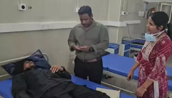 ഡ്യൂട്ടിക്കിടെ സഹഡോക്ടറോട് ചിലര്‍ മോശമായി സംസാരിച്ചത് ചോദ്യം ചെയ്തു; ജോലി കഴിഞ്ഞ് പുറത്തിറങ്ങിയ ഡോക്ടര്‍ക്ക് മര്‍ദ്ദനം