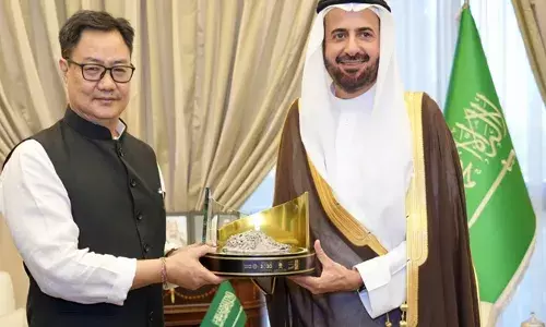 തീർഥാടകരുടെ ക്ഷേമവും സൗകര്യവും ഉറപ്പാക്കണം..; സൗദിയിൽ ഹജ്ജ് കരാറിന് ഒപ്പിട്ട് കേന്ദ്രമന്ത്രി കിരൺ റിജിജു; ഇന്ത്യയിൽ നിന്ന് 1,75,025 തീർഥാടകർ