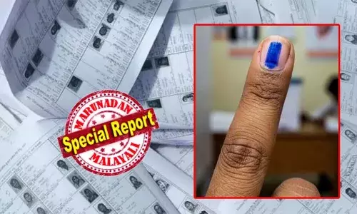 തദ്ദേശ തെരഞ്ഞെടുപ്പ് പ്രഖ്യാപനം ഇന്ന്; തെരഞ്ഞെടുപ്പ് കമ്മീഷന്റെ വാര്‍ത്താ സമ്മേളനം 12 മണിക്ക്; ഡിസംബര്‍ അഞ്ചിനും പതിനഞ്ചിനും ഇടയില്‍ രണ്ടു ഘട്ടമായി വോട്ടെടുപ്പ് നടന്നേക്കുമെന്ന് റിപ്പോര്‍ട്ടുകള്‍; നിയമസഭാ തെരഞ്ഞെടുപ്പിന് മുന്നോടിയായി നടക്കുന്ന തെരഞ്ഞെടുപ്പില്‍ കളം പിടിക്കാന്‍ തന്ത്രങ്ങളുമായി  മുന്നണികള്‍; കോര്‍പ്പറേഷനുകളില്‍ ഇക്കുറി പോരാട്ടം തീപാറും