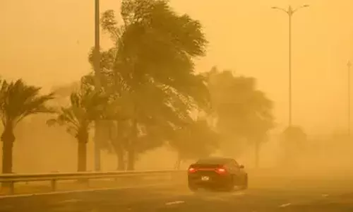 യുഎഇയിൽ താപനില ഇനിയും കുറയും; പൊടിക്കാറ്റിനും സാധ്യത; തുറസ്സായ സ്ഥലങ്ങളിൽ പോയി നിൽക്കരുത്; മുന്നറിയിപ്പ് നൽകി കാലാവസ്ഥ കേന്ദ്രം