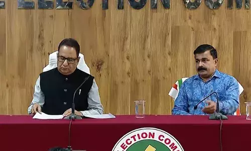 തദ്ദേശപ്പോരിന് ഒരുങ്ങി കേരളം;  സംസ്ഥാനത്ത് ആകെ 33746 പോളിങ് സ്റ്റേഷനുകള്‍;  നാമനിര്‍ദേശ പത്രിക 14 മുതല്‍ നല്‍കാം; പഞ്ചായത്തുകളില്‍ 25,000 രൂപ, കോര്‍പ്പറേഷനില്‍ ഒന്നര ലക്ഷം വരെ; സ്ഥാനാര്‍ത്ഥികള്‍ക്ക് ചെലവഴിക്കാവുന്ന തുക ഇങ്ങനെ