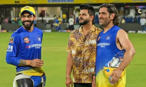 ജഡേജയുടെ പരിചയസമ്പത്തും ടീമിനോടുള്ള കൂറും വിലപ്പെട്ടത്, താരത്തെ നിലനിർത്തണം; റിലീസ് ചെയ്യേണ്ടത് ആ താരങ്ങളെ; ചെന്നൈ സൂപ്പർകിങ്‌സ്‌ മാനേജ്‌മെന്റിന് മുന്നറിയിപ്പുമായി സുരേഷ് റെയ്ന