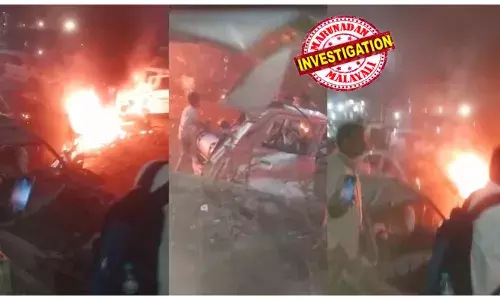 ഡല്‍ഹിയില്‍ സ്‌ഫോടനം; ചെങ്കോട്ട മെട്രോ സ്‌റ്റേഷന് സമീപം കാറില്‍ സ്‌ഫോടനം; രണ്ടുപേര്‍ മരിച്ചു; മൂന്നുപേര്‍ക്ക് പരിക്കേറ്റു; സമീപത്തെ മൂന്നുവാഹനങ്ങള്‍ത്ത് തീപിടിച്ചു; തീയണയ്ക്കാന്‍ ശ്രമം തുടരുന്നു; സ്ഥലത്ത് നിന്ന് ആളുകളെ ഒഴിപ്പിക്കുന്നു; ഭീകരാക്രമണമെന്ന് സംശയം; അതീവജാഗ്രത