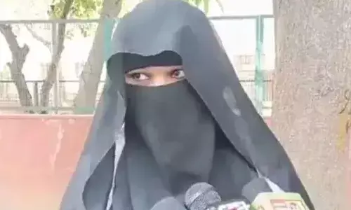 സഹോദര ഭാര്യയെ കാണാൻ ആശുപത്രിയിലെത്തിയത് ബുർഖ ധരിച്ച്; പ്രവേശനം നിഷേധിച്ച് സുരക്ഷാ ജീവനക്കാർ; ഗേറ്റ് പാസുണ്ടായിട്ടും തടഞ്ഞുവെന്ന് പരാതിയുമായി യുവതി