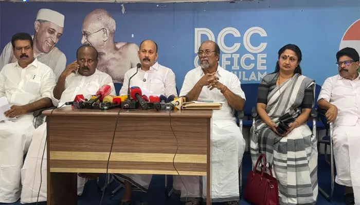 കൊച്ചി കോര്‍പ്പറേഷന്‍: കോണ്‍ഗ്രസ് ആദ്യഘട്ട സ്ഥാനാര്‍ത്ഥി പട്ടിക പുറത്തിറക്കി; യുവത്വത്തിനും പരിചയസമ്പത്തിനും ഒരുപോലെ പ്രാധാന്യം; ദീപ്തി മേരി വര്‍ഗീസ് സ്റ്റേഡിയം വാര്‍ഡില്‍ മത്സരിക്കും; ആദ്യഘട്ടത്തില്‍ പ്രഖ്യാപിച്ചത് 40 വാര്‍ഡുകളിലേക്കുള്ള സ്ഥാനാര്‍ഥികളെ