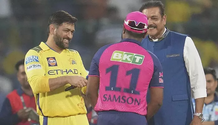 ഡല്‍ഹിയോട് ആവശ്യപ്പെട്ടത് ട്രിസ്റ്റന്‍ സ്റ്റബ്‌സിനെയും സമീര്‍ റിസ്വിയെയും;  കൊല്‍ക്കത്തയോട് സുനില്‍ നരെയ്‌നെയും വരുണ്‍ ചക്രവര്‍ത്തിയെയും; ഒടുവില്‍ ജഡേജയും സാം കറനും സഞ്ജുവിന്റെ പകരക്കാരായി രാജസ്ഥാനിലേക്ക്; മലയാളി താരത്തെ ജന്മദിന ആശംസകള്‍ നേര്‍ന്ന് വരവേറ്റ് ചെന്നൈ; ടീമിന്റെ ഭാഗമായാല്‍ ലഭിക്കുക കോടികള്‍