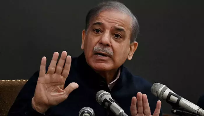 ഇസ്‌ലാമാബാദിലെ ചാവേര്‍ സ്‌ഫോടനം:  പാക്ക് താലിബാന്‍ ഉത്തരവാദിത്തമേറ്റെടുത്തിട്ടും ഇന്ത്യയെ കുറ്റപ്പെടുത്തി പാക്ക് പ്രധാനമന്ത്രി