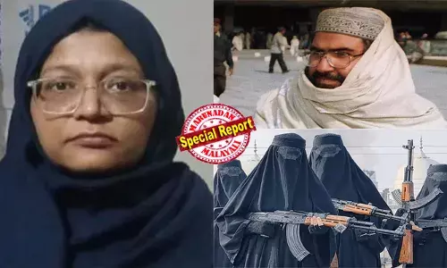 മസൂദ് അസ്ഹറിന്റെ സഹോദരി സാദിയ അസ്ഹര്‍ ചുക്കാന്‍ പിടിക്കുന്ന ജെയ്ഷെ മുഹമ്മദ് വനിതാ വിഭാഗത്തിന്റെ ഇന്ത്യന്‍ ശാഖയുടെ ചുമതലക്കാരി; പിടിയിലായ കശ്മീരി ഡോക്ടര്‍ മുസമ്മില്‍ ഗനായിയുടെ അടുപ്പക്കാരി; ഡല്‍ഹി സ്‌ഫോടനവുമായി ബന്ധമെന്ന് സംശയിച്ച് അന്വേഷണ ഏജന്‍സികള്‍; ലക്‌നൗവിലെ ഡോ.ഷഹീന്‍ ഷാഹിദ് ആരാണ്?