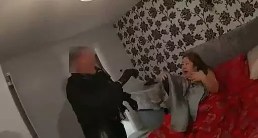 കിടക്കയില്‍ നിന്നും ബ്രിട്ടീഷ് പോലീസ് പൊക്കിയ ചൈനീസ് ക്രിപ്‌റ്റോ തട്ടിപ്പുകാരിക്ക് ജയില്‍ശിക്ഷ;  5.5 ബില്യന്‍ പൗണ്ട് തട്ടിയെടുത്തത്  ബിറ്റ് കോയിന്‍ ക്വീന്‍ എന്നറിയപ്പെടുന്ന ഷിമിന്‍ ക്വിയാന്‍