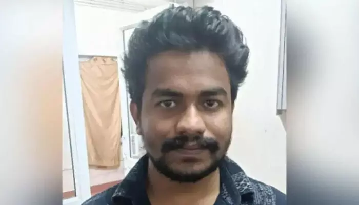 ട്രെയിനിലെ ബർത്തിൽ ചാർജ് ചെയ്യാൻ വെച്ചിരുന്ന ഐഫോണുമായി മുങ്ങി; പ്രതിയെ മണിക്കൂറുകൾക്കുള്ളിൽ പൊക്കി പോലീസ്; പിടിയിലായത് കാപ്പാ കേസ് പ്രതി ഹരികൃഷ്‌ണൻ