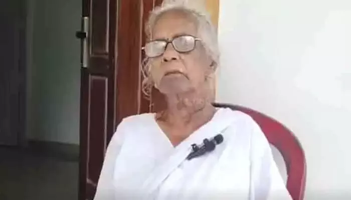 സുരേഷ് ഗോപി സാര്‍ വിളിച്ചിട്ടില്ല;  പൊതുജനം മത്സരിക്കണമെന്ന് പറയുന്നുണ്ട്; പക്ഷേ, പാര്‍ട്ടിക്കാര്‍ പറഞ്ഞിട്ടില്ല; എന്റെ പാര്‍ട്ടി പറഞ്ഞാല്‍ മത്സരിക്കും; മത്സരിക്കാന്‍ ആഗ്രഹം അറിയിച്ച് മറിയക്കുട്ടി