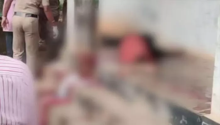 ഭക്ഷണം പാകം ചെയ്യുന്നതിനെ ചൊല്ലി തർക്കം; തൃശൂരിൽ മദ്യലഹരിയിൽ തൊഴിലുറപ്പ് തൊഴിലാളിയെ കുത്തിക്കൊന്നു; ഒരാൾ പിടിയിൽ