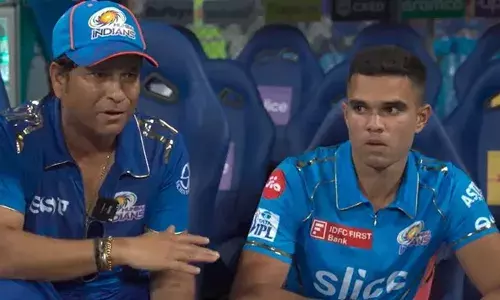 സച്ചിന്റെ മകനെ മുംബൈ ഇന്ത്യന്‍സ് കൈവിട്ടോ?  അര്‍ജുന്‍ ടെന്‍ഡുല്‍ക്കര്‍ 2026 സീസണില്‍ പുതിയ ടീമിനൊപ്പം; പകരമെത്തുന്നത് ശാര്‍ദുല്‍ ഠാക്കൂര്‍; താരകൈമാറ്റത്തിനുള്ള ചര്‍ച്ചകള്‍ അണിയറയില്‍