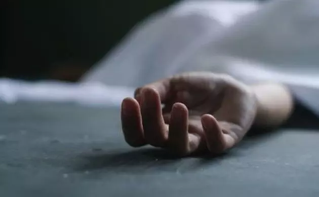 പരീക്ഷകളിൽ മാർക്ക് കുറഞ്ഞു; അധ്യാപകരിൽ നിന്നുള്ള നിരന്തര ഉപദേശം സമ്മർദ്ദമായി; ആറാം ക്ലാസ്സുകാരി 19-ാം നിലയിൽ നിന്ന് ചാടി ജീവനൊടുക്കി