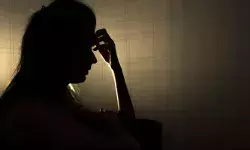 പത്തൊൻപത്കാരന്റെ ഫോൺ നിറച്ച് പെൺകുട്ടിയുടെ മോർഫ് ചെയ്ത ചിത്രങ്ങൾ; ഇൻസ്റ്റ വഴി പ്രചരിപ്പിച്ചതും കേസ്; ഒളിവിൽ കഴിഞ്ഞ ലോ അക്കാദമി വിദ്യാർത്ഥിയെ പൊക്കി പോലീസ്