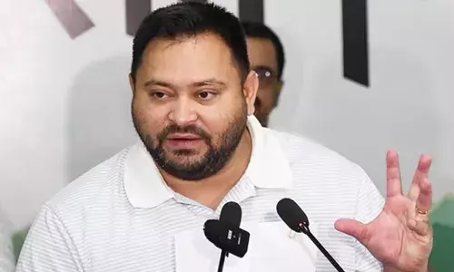 ബിഹാറില്‍ പ്രതിപക്ഷം എന്നൊന്നില്ല; എല്ലാം ബിജെപി മാത്രമെന്ന അന്തരീക്ഷം സൃഷ്ടിച്ചത് ബിജെപിയുടെ ബ്രോക്കര്‍ മാധ്യമങ്ങള്‍;  ഈ രാജ്യത്തിന് എന്ത് സംഭവിക്കുമെന്ന് ദൈവത്തിന് മാത്രമേ അറിയൂ; വിമര്‍ശനവുമായി തേജസ്വി യാദവ്