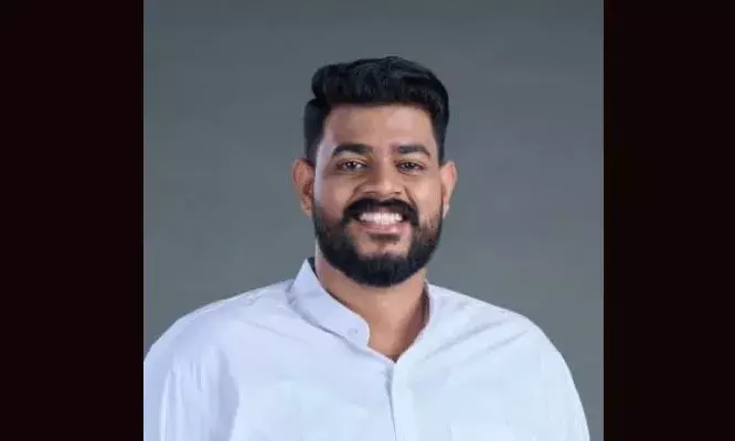 ട്വന്റി ട്വന്റി ലോക്സഭാ സ്ഥാനാര്ഥി കോണ്ഗ്രസില്; കൊച്ചി കോര്പറേഷനില് രവിപുരത്ത് മത്സരിക്കും; കളത്തിലിറങ്ങിയത് ഹൈബി ഈഡനെതിരെ ട്വന്റി ട്വന്റി സ്ഥാനാര്ഥിയായിരുന്ന ആന്റണി ജൂഡി ട്വന്റി ട്വന്റി ലോക്സഭാ സ്ഥാനാര്ഥി കോണ്ഗ്രസില്; കൊച്ചി കോര്പറേഷനില് രവിപുരത്ത് മത്സരിക്കും; കളത്തിലിറങ്ങിയത് ഹൈബി ഈഡനെതിരെ ട്വന്റി ട്വന്റി സ്ഥാനാര്ഥിയായിരുന്ന ആന്റണി ജൂഡി