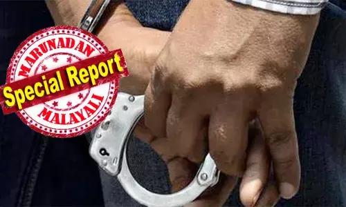 അവയവം വേണ്ടവര് നല്കേണ്ടത് പാക്കേജായി 60 ലക്ഷം; ദാനം ചെയ്യുന്നവര്ക്ക് കൊടുക്കുക വെറും ആറു ലക്ഷവും; ടെഹറാന് കേന്ദ്രീകരിച്ച് മെഡിക്കല് ടൂറിസം രംഗത്ത് സജീവം; മധുവിനെ രാജ്യാന്തര അവയക്കടത്ത് ശൃംഖലയുടെ ഭാഗമാക്കിയത് ഇറാനിലെ മാഫിയ; മധു ചെറിയ മീനല്ല; ആശുപത്രികള് അടക്കം കുടുങ്ങുമെന്ന പ്രതീക്ഷയില് എന്ഐഎ അവയവം വേണ്ടവര് നല്കേണ്ടത് പാക്കേജായി 60 ലക്ഷം; ദാനം ചെയ്യുന്നവര്ക്ക് കൊടുക്കുക വെറും ആറു ലക്ഷവും; ടെഹറാന് കേന്ദ്രീകരിച്ച് മെഡിക്കല് ടൂറിസം രംഗത്ത് സജീവം; മധുവിനെ രാജ്യാന്തര അവയക്കടത്ത് ശൃംഖലയുടെ ഭാഗമാക്കിയത് ഇറാനിലെ മാഫിയ; മധു ചെറിയ മീനല്ല; ആശുപത്രികള് അടക്കം കുടുങ്ങുമെന്ന പ്രതീക്ഷയില് എന്ഐഎ