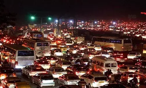 ഗതാഗത നിയമലംഘനം; ബെംഗളൂരു നഗരത്തില്‍ പത്ത് മാസം കൊണ്ട് പിഴയായി ലഭിച്ചത് 200 കോടിയിലേറെ രൂപ