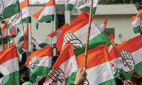 സ്ഥാനാര്‍ത്ഥിത്വം നിഷേധിച്ചതില്‍ മനംനൊന്ത് വീണ്ടും ആത്മഹത്യ ശ്രമം; കോണ്‍ഗ്രസ് ബൂത്ത് പ്രസിഡന്റ് ജീവനൊടുക്കാന്‍ ശ്രമിച്ചു