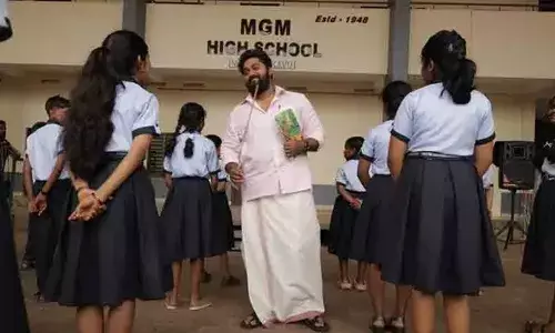 ഫാമിലി എൻ്റർടെയ്നർ ചിത്രത്തിൽ സജിൻ മാഷായി ധ്യാൻ ശ്രീനിവാസൻ; രാജേഷ് അമനകര ഒരുക്കുന്ന കല്യാണമരം ചിത്രീകരണം ആരംഭിച്ചു