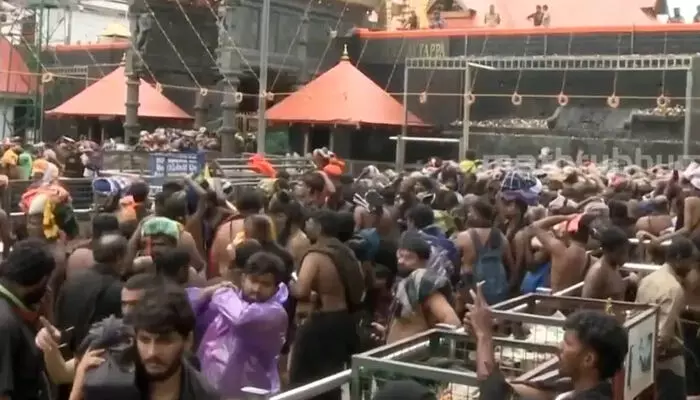 സര്‍ക്കാരിന്റെ കണ്ണ് ഭക്തരുടെ കാണിക്കയിലും വിലപിടിപ്പുള്ള സമ്പത്തിലും; കെ. ജയകുമാര്‍ പോലും തുറന്നു സമ്മതിച്ചത് സര്‍ക്കാരിന്റെ കെടുകാര്യസ്ഥത;  ശബരിമലയില്‍ സര്‍ക്കാര്‍ സമ്പൂര്‍ണ പരാജയമെന്ന് രമേശ് ചെന്നിത്തല