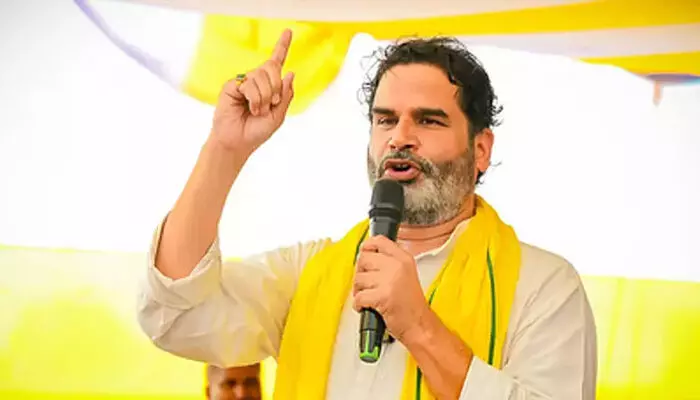 ഇത് വോട്ട് വാങ്ങലാണോ അതോ സ്വയം തൊഴില്‍ പരിപാടിയുടെ ഭാഗമാണോ?  പണം നല്‍കിയില്ലെങ്കില്‍ ജെ.ഡി.യു 25 സീറ്റില്‍ ഒതുങ്ങുമായിരുന്നുവെന്ന് പ്രശാന്ത് കിഷോര്‍