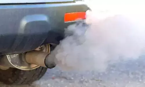 വാഹനപുക പരിശോധനയില് ക്രമക്കേട്; 49 സ്ഥാപനങ്ങള്ക്ക് വിലക്ക് വാഹനപുക പരിശോധനയില് ക്രമക്കേട്; 49 സ്ഥാപനങ്ങള്ക്ക് വിലക്ക്