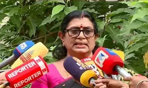 സ്ഥാനാര്‍ഥി പട്ടിക ഏകപക്ഷീയം, ഒരു വിഭാഗം ഒറ്റപ്പെടുത്തി ക്രൂശിച്ചു; സ്ഥാനാര്‍ഥി പ്രഖ്യാപന കണ്‍വെന്‍ഷനിലേക്ക് പോലും തന്നെ ക്ഷണിച്ചിട്ടു പോലുമില്ല; സ്വന്തക്കാരെ തിരുകി ഏകപക്ഷീയമായാണ് സ്ഥാനാര്‍ഥി നിര്‍ണയം നടത്തി; പാലക്കാട് നഗരസഭയിലെ സ്ഥാനാര്‍ഥി നിര്‍ണയത്തിന് പിന്നാലെ തുറന്നടിച്ചു പ്രമീള ശശിധരന്‍