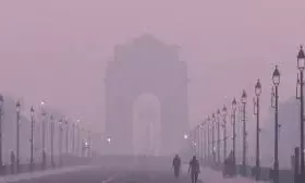 ഡല്‍ഹിയില്‍ വായുമലിനീകരണം രൂക്ഷമായി തുടരുന്നു; നഗരത്തിലെ വായു ഗുണനിലവാര സൂചിക 344 ല്‍