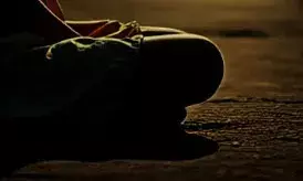 നാലുവയസുകാരിയെ ചട്ടുകം ചൂടാക്കി പൊള്ളിച്ച സംഭവത്തില്‍ കുട്ടിയുടെ അമ്മ അറസ്റ്റില്‍; പിടിയിലായത് മരട് കാട്ടിത്തറ സ്വദേശി