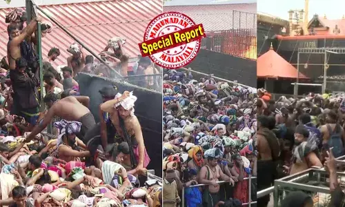 പമ്പയില്‍നിന്ന് ഭക്തര്‍ നടപ്പന്തലില്‍ എത്തിയത് ആറും ഏഴും മണിക്കൂറെടുത്ത്; നടപ്പന്തലില്‍ തിരക്കേറിയതോടെ ദര്‍ശനം കഴിഞ്ഞവര്‍ക്കും മടങ്ങിപ്പോകാനാവാത്ത അവസ്ഥ;  കുടിവെള്ളവും ഭക്ഷണവും കിട്ടാതെ ഭക്തര്‍ കുഴഞ്ഞുവീണു; നിലവിലെ സ്ഥിതി ഭയാനകമെന്ന് ദേവസ്വം ബോര്‍ഡ്; ദര്‍ശനത്തിന് നിര്‍ബന്ധം പിടിക്കരുതെന്ന് എഡിജിപി എസ്. ശ്രീജിത്ത്; കേന്ദ്രസേന എത്താന്‍ വൈകും