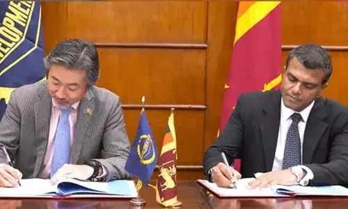 എഡിബി സഹായ കരാറില്‍ ഒപ്പുവെച്ച് ശ്രീലങ്ക; 300 മില്യണ്‍ ഡോളര്‍ വായ്പ ലഭിക്കും
