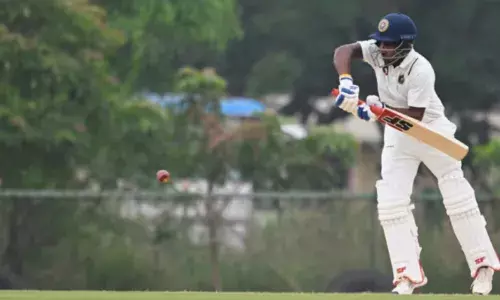 സെഞ്ചുറിക്ക് അരികെ അപരാജിതും സച്ചിന്‍ ബേബിയും;  കേരളം കൂറ്റന്‍ ലീഡിലേക്ക്;   രഞ്ജി ട്രോഫിയില്‍ മധ്യപ്രദേശിനെതിരെ ജയപ്രതീക്ഷ