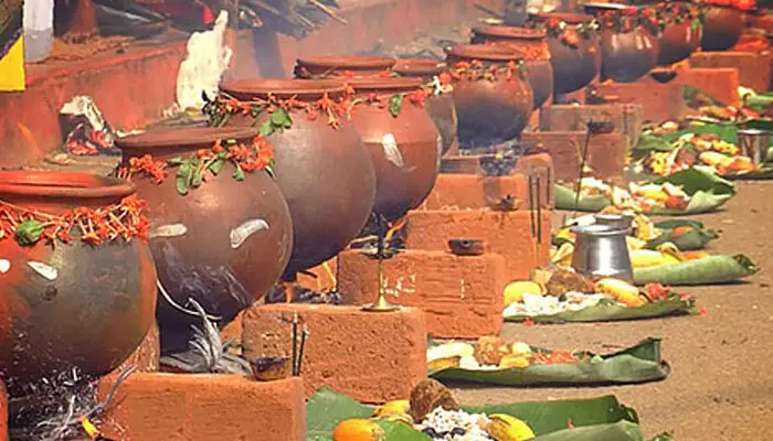 ചക്കുളത്തുകാവ് പൊങ്കാല ഡിസംബര്‍ നാലിന്; രാവിലെ ഒന്‍പതിന് നടക്കുന്ന വിളിച്ചു ചൊല്ലി പ്രാര്‍ത്തനയ്ക്ക് ശേഷം പൊങ്കാല അടുപ്പിന് അഗ്‌നി പകരും