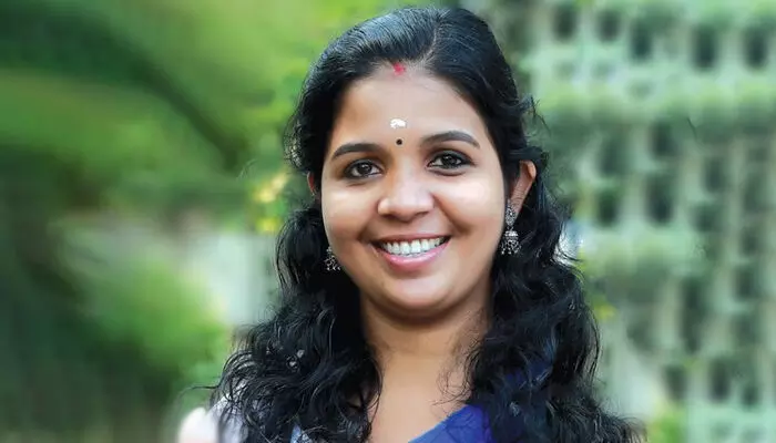 തിരഞ്ഞെടുപ്പ് പ്രചാരണത്തിനിടെ തെരുവ് നായയുടെ കടിയേറ്റു; യുഡിഎഫ് സ്ഥാനാര്‍ഥിക്ക് പരുക്ക്