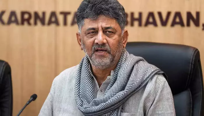 സിദ്ധരാമയ്യക്ക് പകരം മുഖ്യമന്ത്രിയാകുമോ? പിസിസി അധ്യക്ഷ സ്ഥാനം ഒഴിയുമെന്ന സൂചന നല്കി ഡി.കെ ശിവകുമാര് സിദ്ധരാമയ്യക്ക് പകരം മുഖ്യമന്ത്രിയാകുമോ? പിസിസി അധ്യക്ഷ സ്ഥാനം ഒഴിയുമെന്ന സൂചന നല്കി ഡി.കെ ശിവകുമാര്