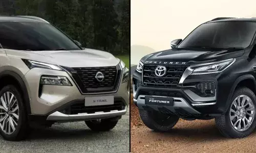 വന്നത് സാക്ഷാൽ ഫോർച്യൂണറുമായി നേരിടാൻ; പക്ഷെ ഷോ റൂമിൽ കാണുന്നത് അതിദയനീയ കാഴ്ചകൾ; ആരും തിരിഞ്ഞു നോക്കാതെ നിസാൻ എക്സ്-ട്രെയിലിന്റെ കിടപ്പ്; വിൽപ്പന കണക്കുകൾ പുറത്ത്