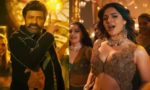 ഹൈ വോൾട്ടേജ് ഗാനത്തിൽ ഹോട്ടായി സംയുക്ത മേനോൻ; ഒപ്പം നിറഞ്ഞാടി നന്ദമൂരി ബാലകൃഷ്ണ; ഐറ്റം നമ്പർ തിയറ്ററുകൾ ഇളക്കുമെന്ന് കമന്റ്; വീഡിയോ ഗാനം ഏറ്റെടുത്ത് ആരാധകർ