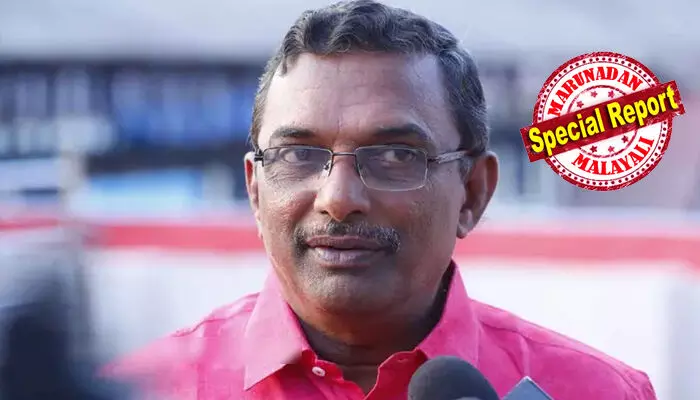 ശബരിമല സ്വര്ണക്കൊള്ള കേസില് ദേവസ്വം ബോര്ഡ് മുന് പ്രസിഡന്റ് എ പത്മകുമാര് അറസ്റ്റില്; എസ്ഐടിയുടെ നിര്ണായക നീക്കം രഹസ്യകേന്ദ്രത്തിലെ ചോദ്യം ചെയ്യലിന് പിന്നാലെ; നടപടി ശ്രീകോവിലിനു മുന്നിലെ കട്ടിളപ്പടിയിലെ സ്വര്ണം കവര്ന്ന കേസില്; ഉണ്ണികൃഷ്ണന് പോറ്റിക്ക് എല്ലാ ഒത്താശയും ചെയ്തുകൊടുത്തത് പത്മകുമാറാണെന്ന നിഗമനത്തില് അന്വേഷണ സംഘം; ജില്ലാ കമ്മിറ്റി അംഗം കുരുക്കിലായതോടെ സിപിഎം പ്രതിരോധത്തില് ശബരിമല സ്വര്ണക്കൊള്ള കേസില് ദേവസ്വം ബോര്ഡ് മുന് പ്രസിഡന്റ് എ പത്മകുമാര് അറസ്റ്റില്; എസ്ഐടിയുടെ നിര്ണായക നീക്കം രഹസ്യകേന്ദ്രത്തിലെ ചോദ്യം ചെയ്യലിന് പിന്നാലെ; നടപടി ശ്രീകോവിലിനു മുന്നിലെ കട്ടിളപ്പടിയിലെ സ്വര്ണം കവര്ന്ന കേസില്; ഉണ്ണികൃഷ്ണന് പോറ്റിക്ക് എല്ലാ ഒത്താശയും ചെയ്തുകൊടുത്തത് പത്മകുമാറാണെന്ന നിഗമനത്തില് അന്വേഷണ സംഘം; ജില്ലാ കമ്മിറ്റി അംഗം കുരുക്കിലായതോടെ സിപിഎം പ്രതിരോധത്തില്