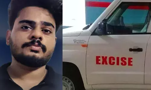 സ്‌കൂട്ടറിൽ കൊച്ചിയിലേക്ക് പാഞ്ഞ യുവാവിന്റെ മുഖത്ത് എന്തോ..പന്തികേട്; കറങ്ങി നടക്കവേ എക്സൈസിന്റെ വരവ്; പരിശോധനയിൽ കിട്ടിയത്; കൈയ്യോടെ പൊക്കി