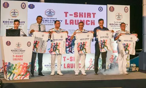 കൊച്ചി നേവി മാരത്തണ്‍ ആറാം പതിപ്പിന്റെ ടീ ഷര്‍ട്ട് പ്രകാശനം ചെയ്തു