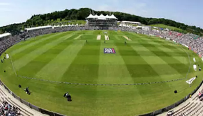 അക്ഷയ്‌യുടെ സെഞ്ചുറി പാഴായി; അണ്ടര്‍ 23 ഏകദിന ടൂര്‍ണ്ണമെന്റില്‍ കേരളത്തിന് തോല്‍വി; ലാസ്‌റ് ഓവർ ത്രില്ലറിൽ രാജസ്ഥാന് ഏഴ് റണ്‍സ് ജയം; നീലേഷിന് 4 വിക്കറ്റ്