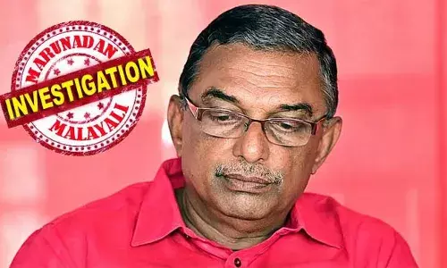 പച്ചമഷി കൊണ്ട് സ്വന്തം കൈപ്പടയില്‍ പത്മകുമാര്‍ എഴുതിയത് കുരുക്കായി;  ഉണ്ണികൃഷ്ണന്‍ പോറ്റിക്ക് പാളികള്‍ കൈമാറാനുള്ള നിര്‍ദേശം ദേവസ്വം ബോര്‍ഡില്‍ ആദ്യം അവതരിപ്പിച്ചത് പത്മകുമാര്‍; അപേക്ഷ താഴെ തട്ടില്‍ നിന്നും വരട്ടെ എന്ന് ബോര്‍ഡ് നിര്‍ദേശിച്ചതോടെ മുരാരി കത്തിടപാട് തുടങ്ങി; സ്വര്‍ണ്ണക്കൊള്ളയില്‍ മുന്‍ ദേവസ്വം പ്രസിഡന്റ് കുടുങ്ങിയത് ഇങ്ങനെ