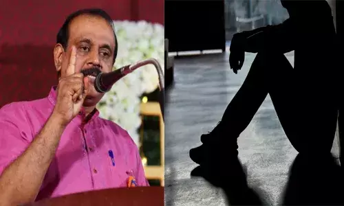 തൂങ്ങി മരിക്കാന്‍ കസേരയില്‍ കയറുമ്പോഴാണ് സാറിന്റെ ഫോണ്‍ കോള്‍ വന്നത്; സാറാണ് ഞാന്‍ ഇപ്പോള്‍ ജീവിച്ചിരിക്കാന്‍ കാരണം: 34  വര്‍ഷം മുമ്പ് എസ്പിയെ രക്ഷിച്ച ടി പി സെന്‍കുമാറിന്റെ ഫോണ്‍ കോള്‍; ബിഎല്‍ഒമാര്‍ ജോലി ഭാരം കൊണ്ടു ആത്മഹത്യ ചെയ്യരുത്; മുന്‍ ഡിജിപിയുടെ ഹൃദയസ്പര്‍ശിയായ കുറിപ്പ്